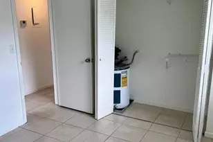 1040 Twin Lakes Dr, Coral Springs, FL 33071 - Photo 12