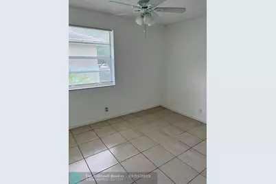 1040  Twin Lakes Dr, Unit #1040, Coral Springs, FL 33071 - Photo 8