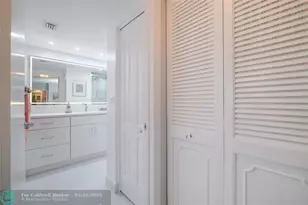 7300 Radice Ct, Lauderhill, FL 33319 - Photo 38