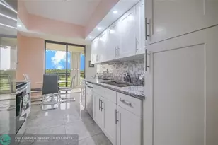 7300 Radice Ct, Lauderhill, FL 33319 - Photo 12