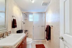 4270 NW 40th St, Lauderdale Lakes, FL 33319 - Photo 34