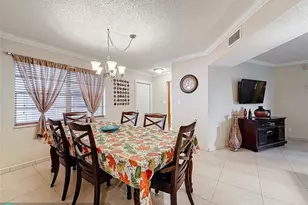 4270 NW 40th St, Lauderdale Lakes, FL 33319 - Photo 8