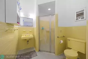 13945 N Miami Ave, Miami, FL 33168 - Photo 28