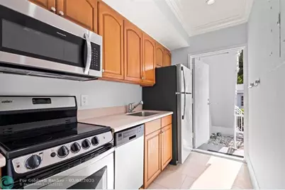 9930  Collins Ave, Unit #12, Bal Harbour, FL 33154 - Photo 6