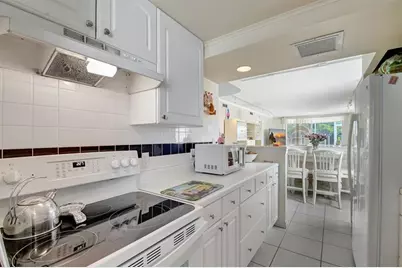 689 NE 6th Court, Unit #110, Boynton Beach, FL 33435 - Photo 14