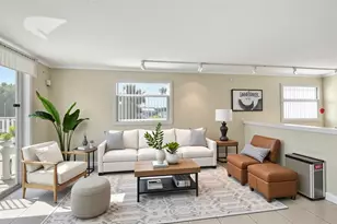 689 NE 6th Ct, Boynton Beach, FL 33435 - Photo 2