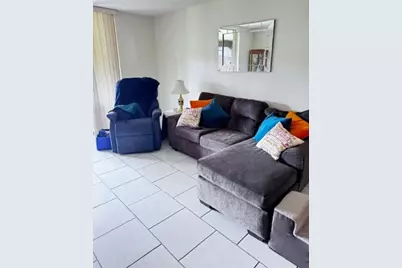 7320  Lake Circle Dr, Unit #407, Margate, FL 33063 - Photo 6