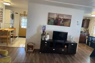 5220 SW 24th Ave, Fort Lauderdale, FL 33312 - Photo 4