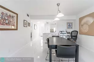 811 S Hollybrook Dr, Pembroke Pines, FL 33025 - Photo 10