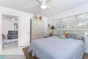 811 S Hollybrook Dr, Pembroke Pines, FL 33025 - Photo 12