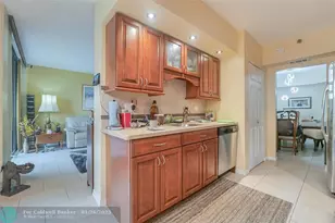 7300 Radice Ct, Lauderhill, FL 33319 - Photo 12