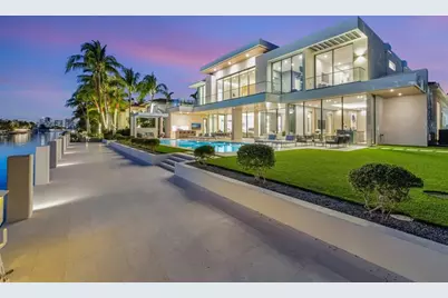 2560  Del Lago Dr, Fort Lauderdale, FL 33316 - Photo 2