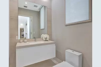 2560  Del Lago Dr, Fort Lauderdale, FL 33316 - Photo 30