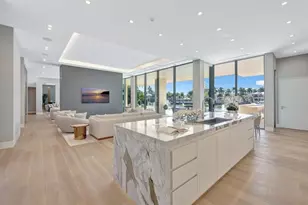 2560 Del Lago Dr, Fort Lauderdale, FL 33316 - Photo 20