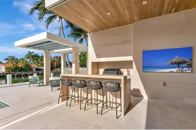 2560  Del Lago Dr, Fort Lauderdale, FL 33316 - Photo 70