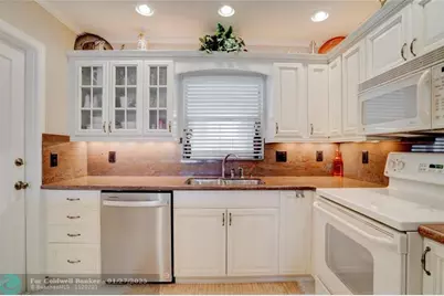 3209 NE 36th St, Unit #8D, Fort Lauderdale, FL 33308 - Photo 6