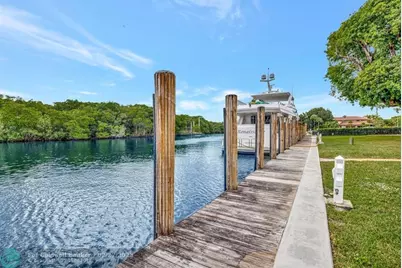 2390 SW 27th Te, Fort Lauderdale, FL 33312 - Photo 62