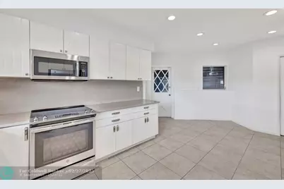 2390 SW 27th Te, Fort Lauderdale, FL 33312 - Photo 22