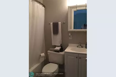 2741 NE 8th Ave, Unit #14, Wilton Manors, FL 33334 - Photo 16