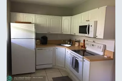 2741 NE 8th Ave, Unit #14, Wilton Manors, FL 33334 - Photo 8