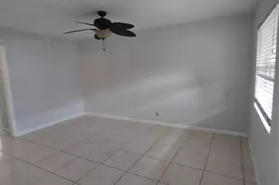 2741 NE 8th Ave, Wilton Manors, FL 33334 - Photo 18