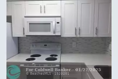 2236 N Cypress Bend Dr, Unit #209, Pompano Beach, FL 33069 - Photo 2