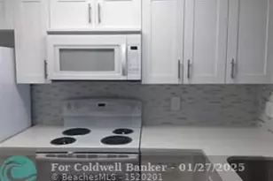 2236 N Cypress Bend Dr, Pompano Beach, FL 33069 - Photo 2