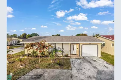4891 NW 14th Ave, Deerfield Beach, FL 33064 - Photo 2