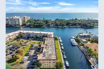 3050 NE 48th Ct, Unit #401, Lighthouse Point, FL 33064 - Photo 1