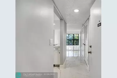 5495 NE 25th Ave, Unit #204, Fort Lauderdale, FL 33308 - Photo 2