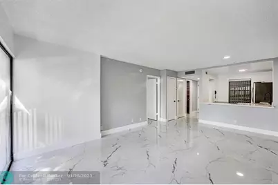 5495 NE 25th Ave, Unit #204, Fort Lauderdale, FL 33308 - Photo 6