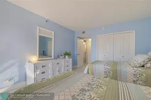 7200 Radice Ct, Lauderhill, FL 33319 - Photo 38