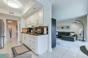 7200 Radice Ct, Lauderhill, FL 33319 - Photo 14