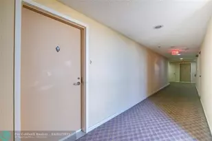 7200 Radice Ct, Lauderhill, FL 33319 - Photo 40