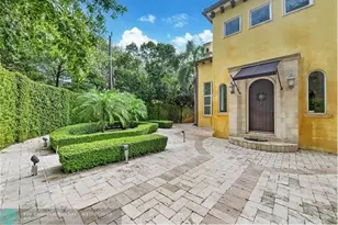 3733 Solana Rd, Miami, FL 33133 - Photo 2