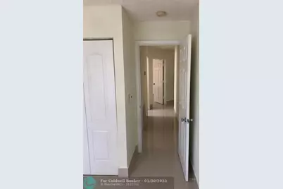 4122 E Silverado Circle, Davie, FL 33024 - Photo 8