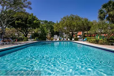 804  Cypress Blvd, Unit #106, Pompano Beach, FL 33069 - Photo 12