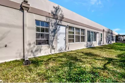 9110  Fairbanks Ln, Unit #5, Boca Raton, FL 33496 - Photo 30