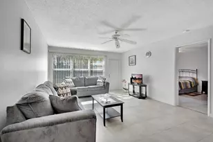 9110 Fairbanks Ln, Boca Raton, FL 33496 - Photo 24
