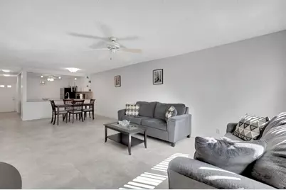 9110  Fairbanks Ln, Unit #5, Boca Raton, FL 33496 - Photo 2
