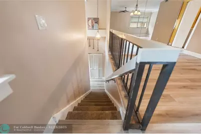 225  Wimbledon Lake Dr, Unit #225, Plantation, FL 33324 - Photo 6