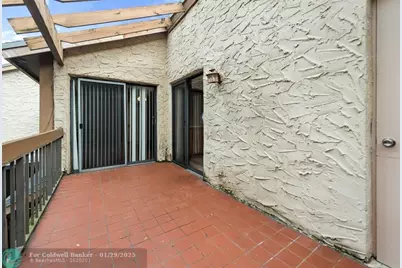 225  Wimbledon Lake Dr, Unit #225, Plantation, FL 33324 - Photo 30