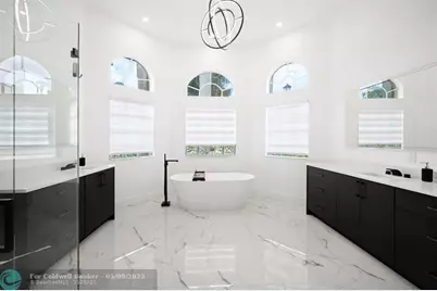 12046 NW 49th Dr, Coral Springs, FL 33076 - Photo 16