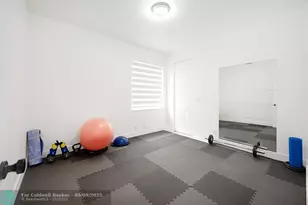 12046 NW 49th Dr, Coral Springs, FL 33076 - Photo 22