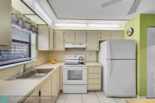 10123 Sunrise Lakes Blvd, Sunrise, FL 33322 - Photo 1