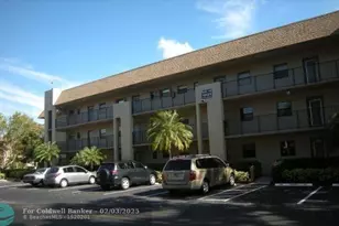 10123 Sunrise Lakes Blvd, Sunrise, FL 33322 - Photo 16