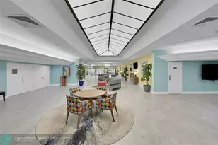 10123 Sunrise Lakes Blvd, Sunrise, FL 33322 - Photo 22