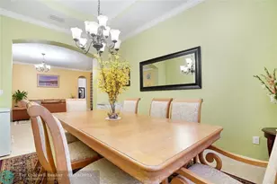 8715 NW 41st St, Cooper City, FL 33024 - Photo 12