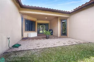 8715 NW 41st St, Cooper City, FL 33024 - Photo 30