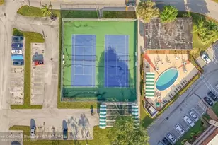 2791 N Pine Island Rd, Sunrise, FL 33322 - Photo 32